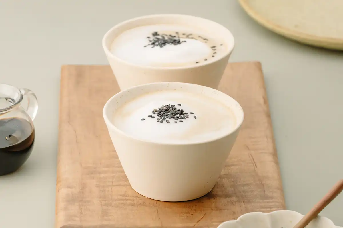 黒ゴマ豆乳オレ