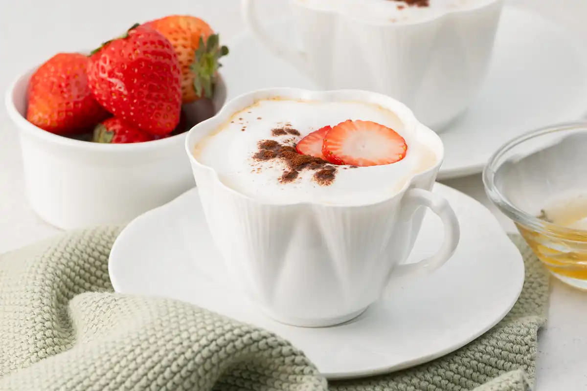 いちご香るカフェオレ