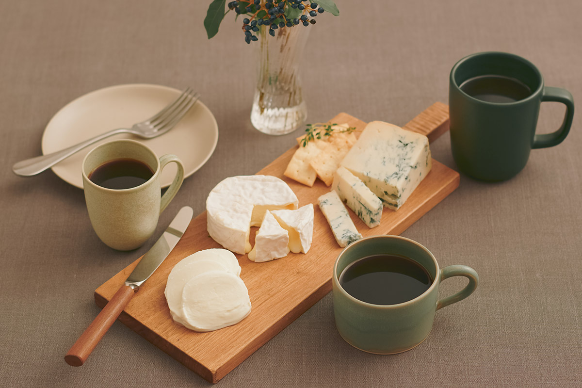 3種のチーズとコーヒー